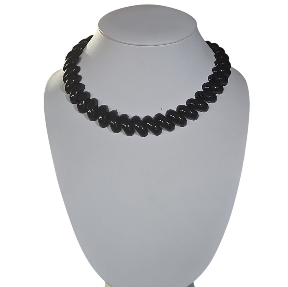 Rare Vintage Napier Black Enamel Metal Collar Necklace Pad 4.774.743